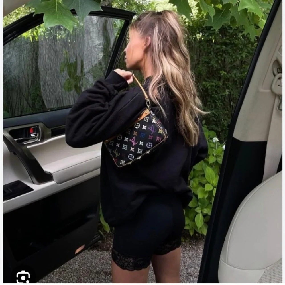 Louis vuitton Takashi Murakami multicolored monogram black pochette - Picture 12 of 12